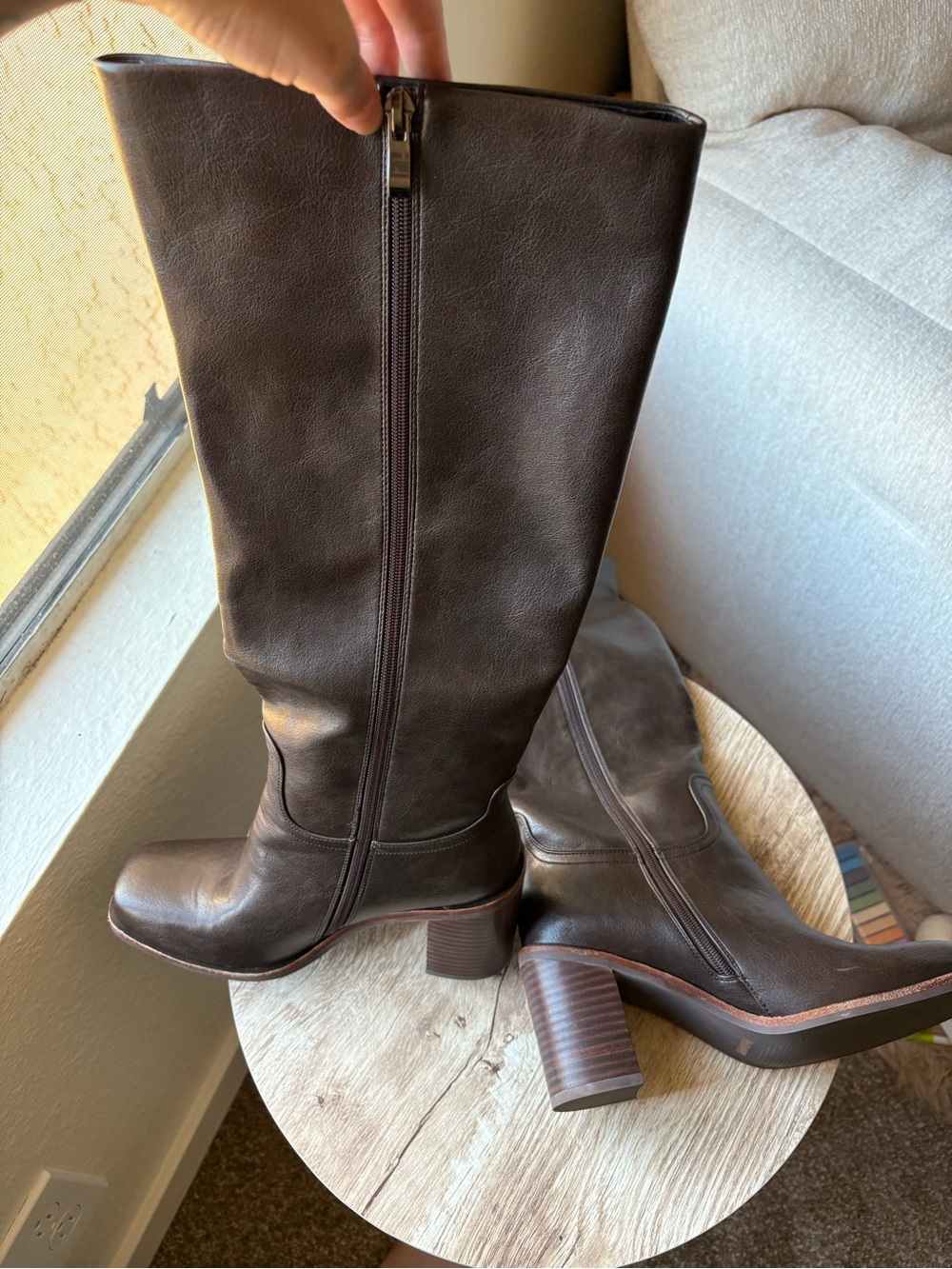 Dark Brown Leather Knee-High Heeled Boots with Side Zip